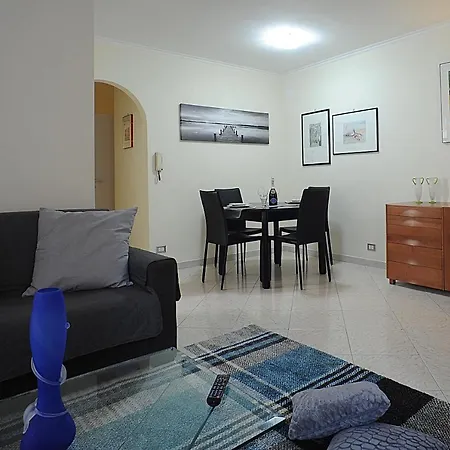Moderno Centrale Con Parcheggio Privato Apartamento *