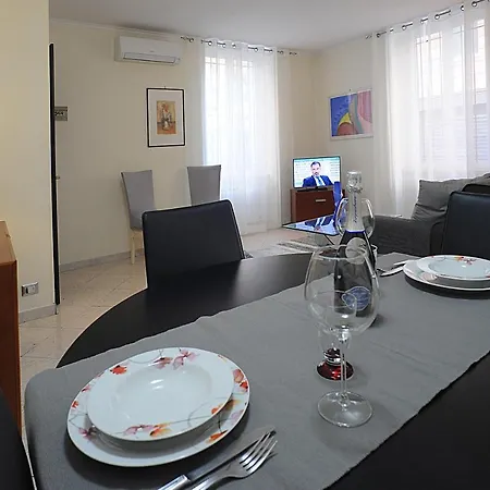 Apartament Moderno Centrale Con Parcheggio Privato *